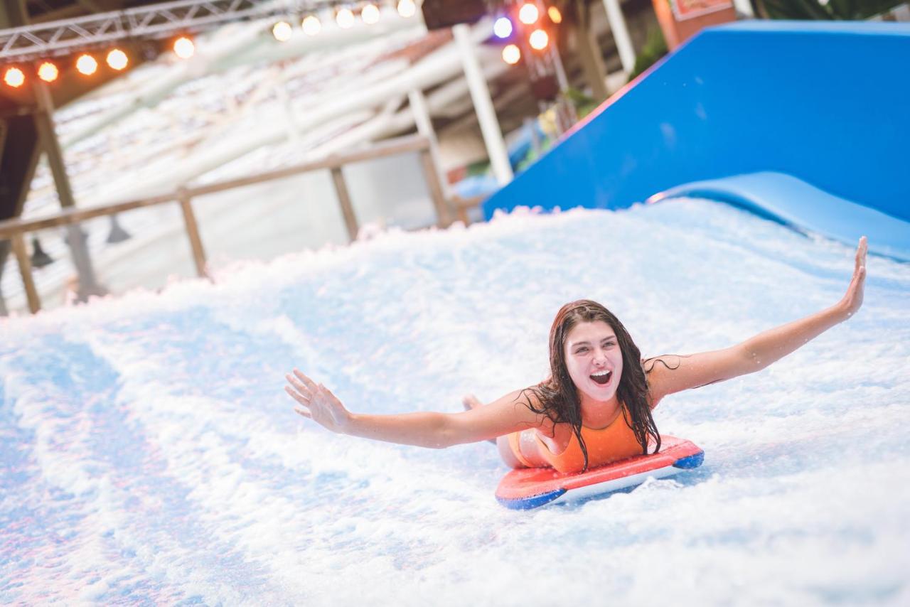 The Kartrite Resort And Indoor Waterpark Монтиселло Экстерьер фото