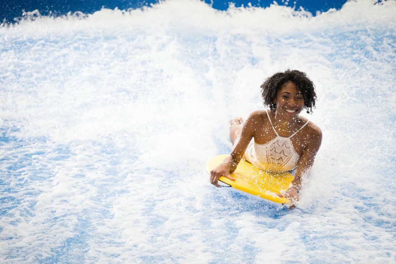 The Kartrite Resort And Indoor Waterpark Монтиселло Экстерьер фото